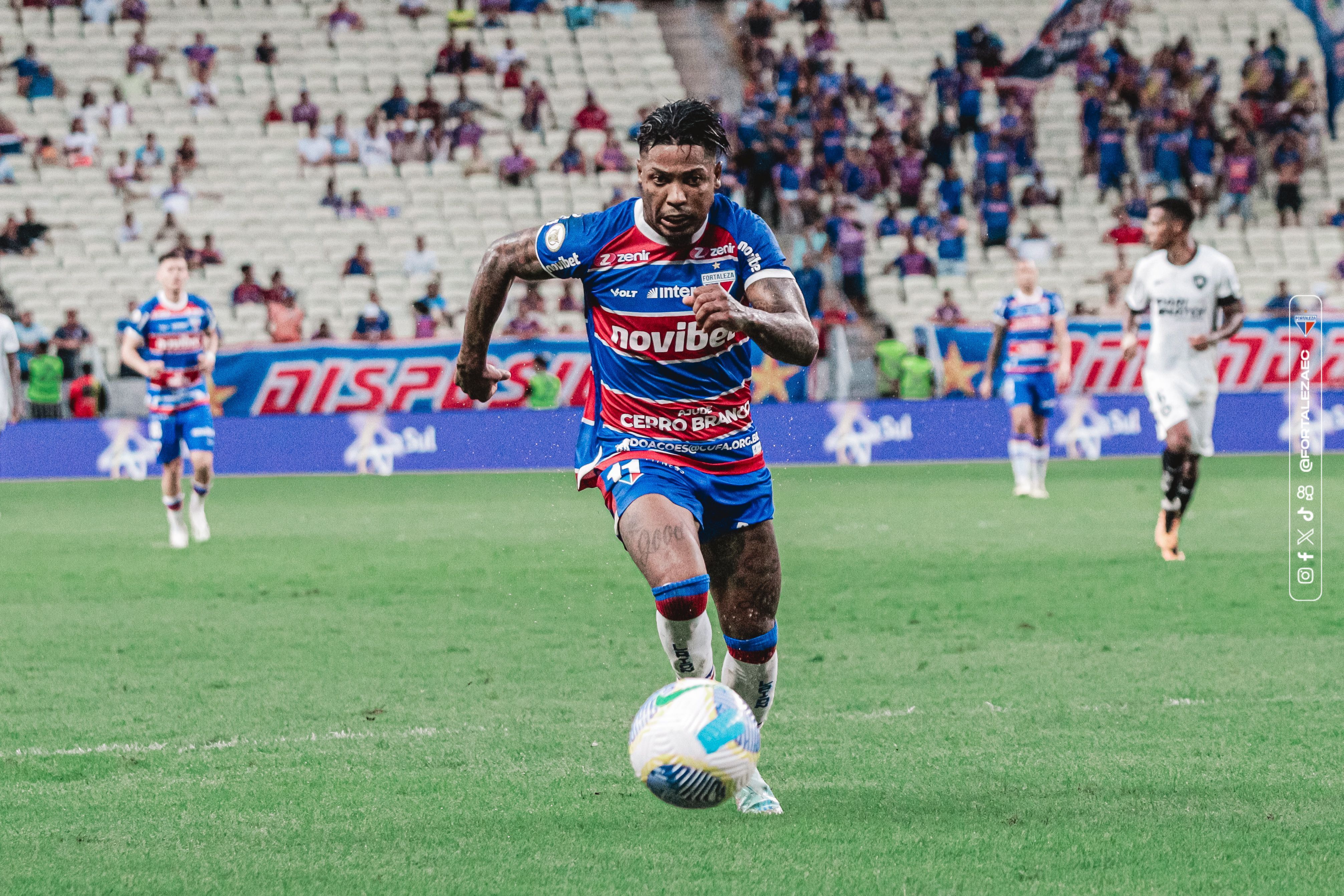 Vaiado, Marinho chora após empate do Fortaleza e ganha apoio de Vojvoda