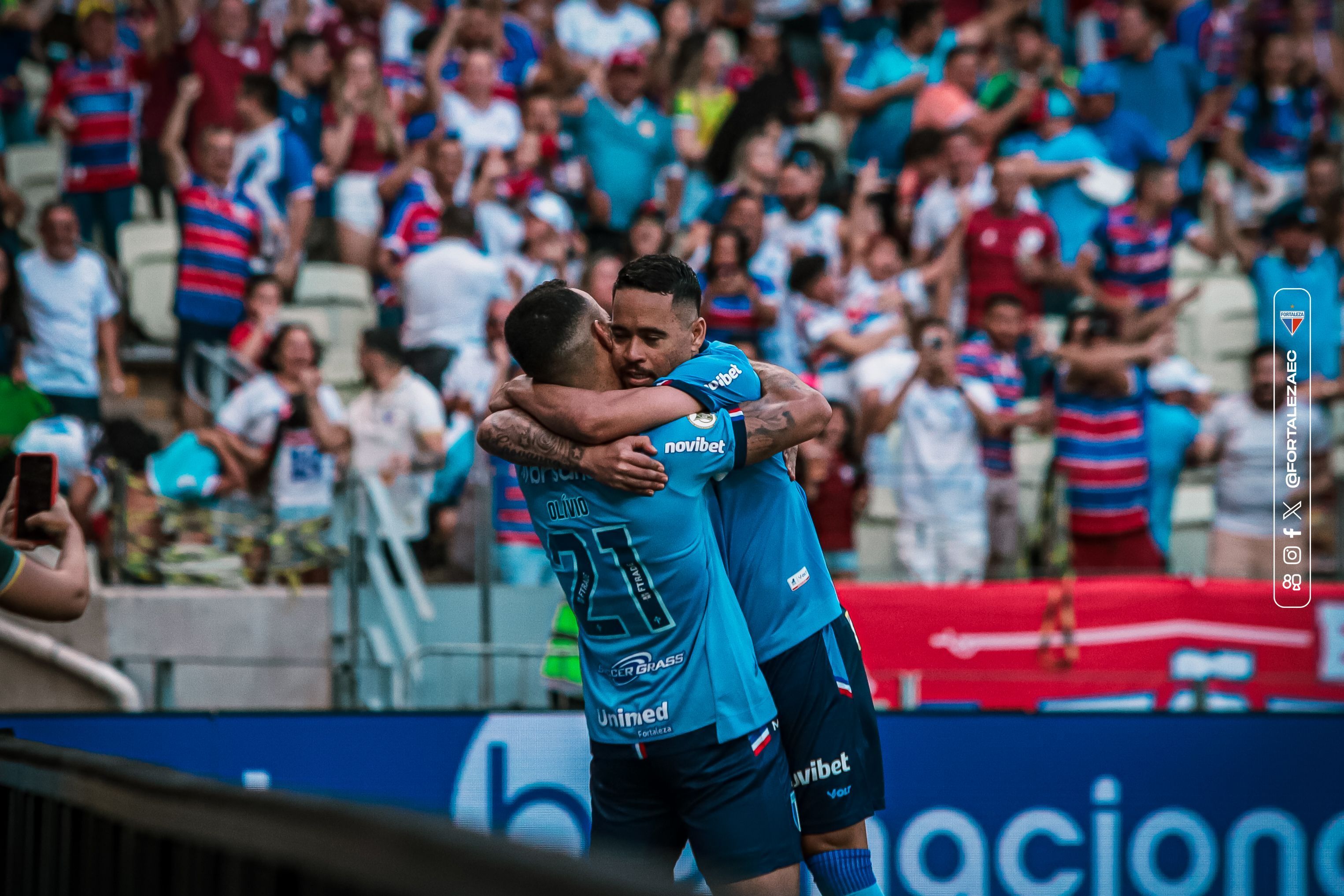 Fortaleza vence o Criciúma, mantém embalo e alcança a vice-liderança do Brasileiro
