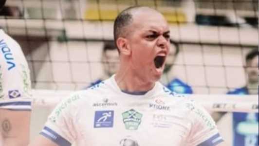 Fora de casa, o Joinville venceu o Monte Carmelo por 3 sets a 1