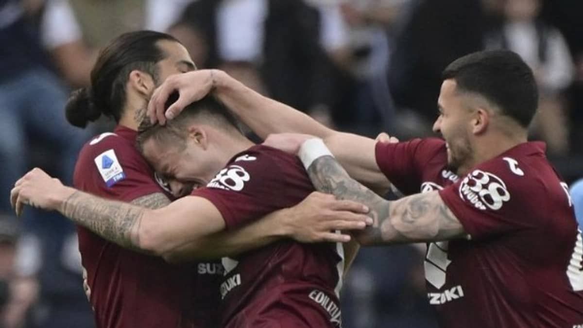 Lazio perde para o Torino e pode se afastar da liderança no Italiano