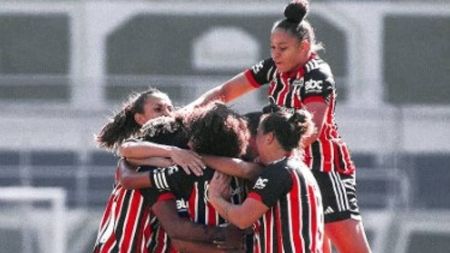 Fora de casa, São Paulo venceu o Palmeiras por 3 a 1 e garantiu vaga na semifinal