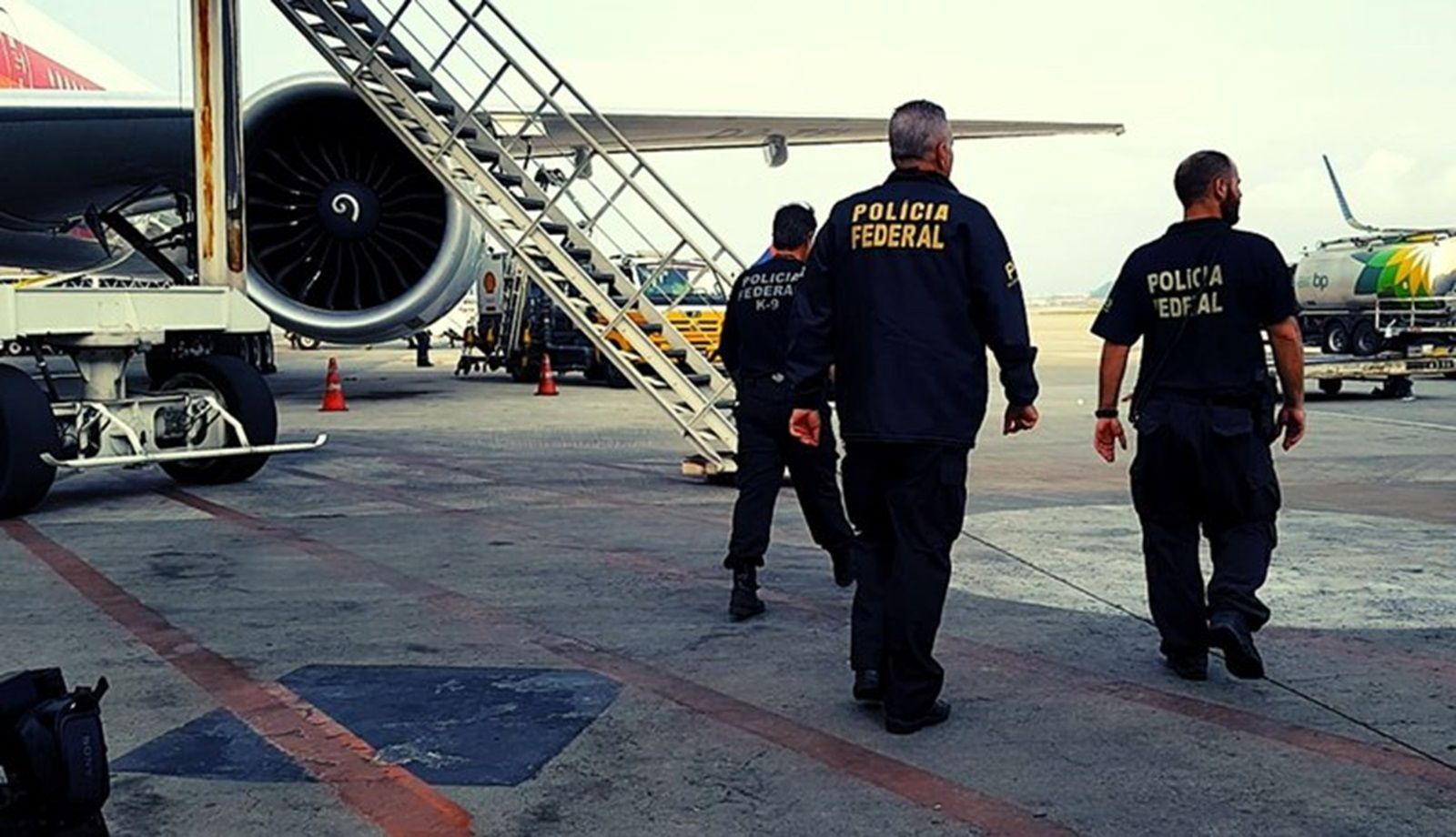 Foragidos da Interpol são presos ao desembarcarem no Aeroporto de Confins, em BH