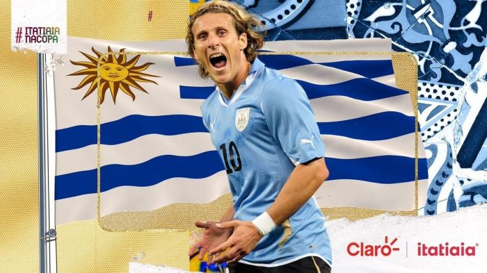 Forlán foi eleito o melhor jogador da Copa do Mundo de 2010