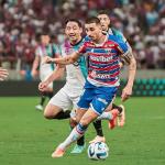 Marinho faz golaço histórico de falta e classifica Fortaleza na Sul-Americana