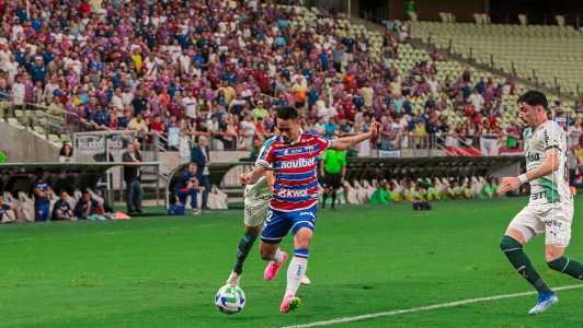 Fortaleza e Palmeiras se enfrentaram neste domingo, na Arena Castelão