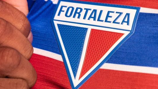 Fortaleza entra em campo às 21h desta quinta-feira (4)