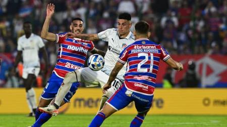 Fortaleza perdeu para a LDU na noite deste sábado, no Uruguai, pela final da Sul-Americana