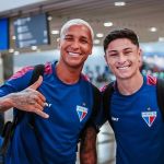 Com Deyverson e sem Moisés, Fortaleza chega a Salvador para encarar o Vitória