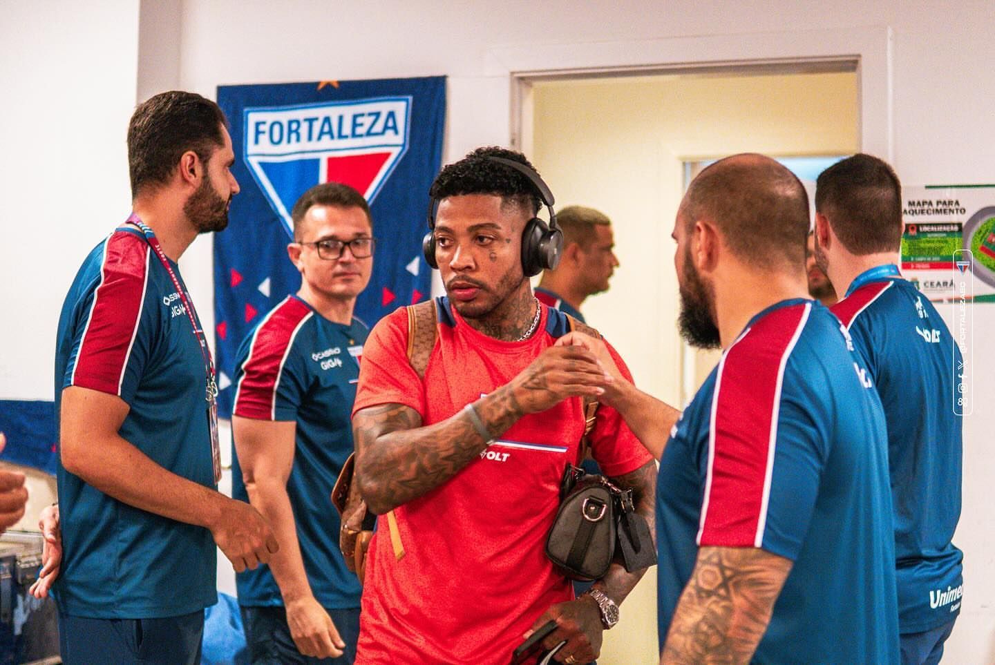 Fortaleza x Bahia: times escalados para abertura da 15ª rodada do Brasileirão