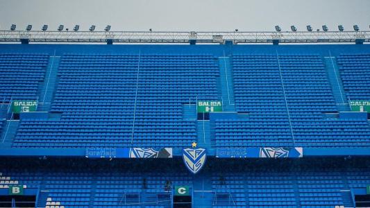 Estádio José Amalfitani, em Buenos Aires, palco do jogo desta terça-feira (19)