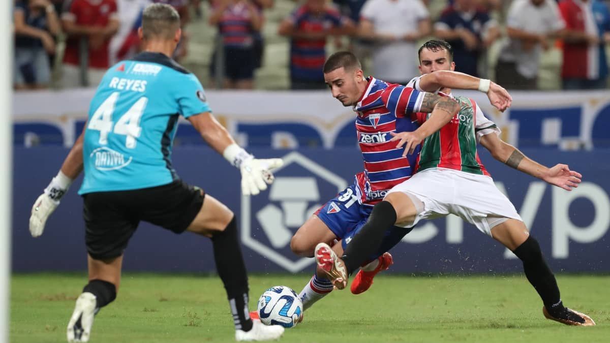 Libertadores: Fortaleza atropela time uruguaio e garante classificação