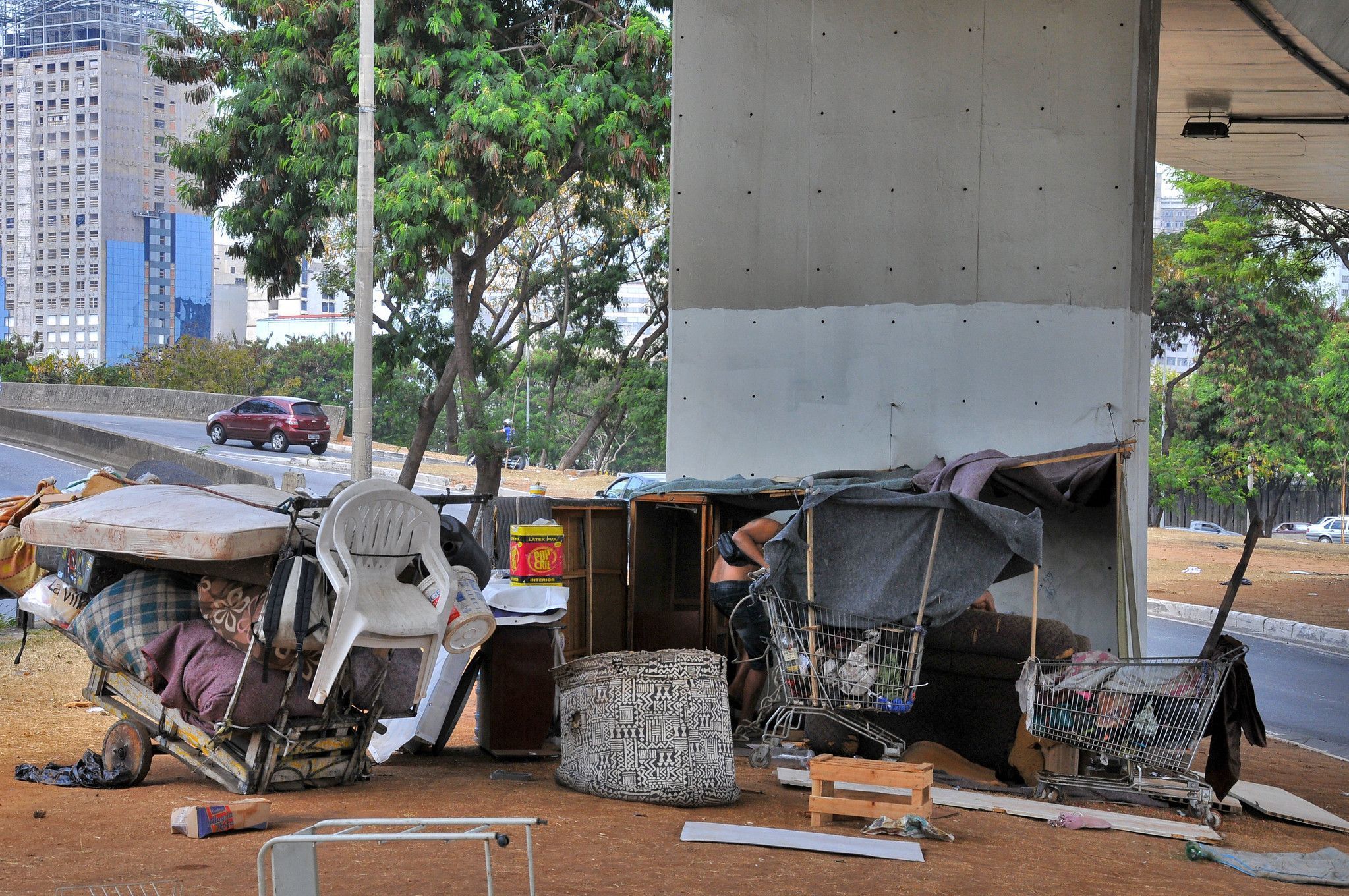 População em situação de rua de Belo Horizonte quase triplica na última década