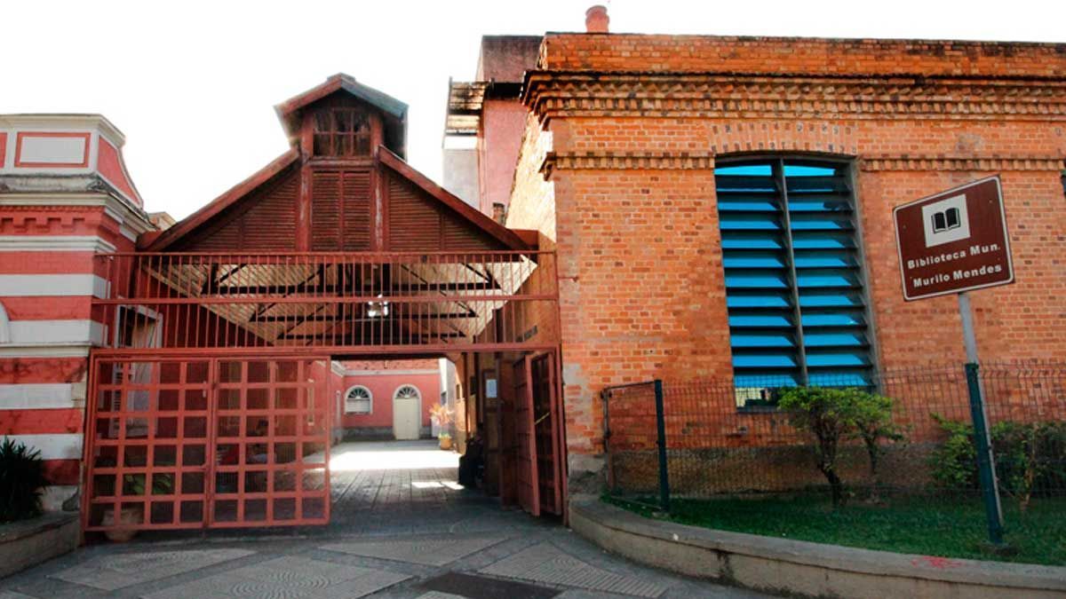 Biblioteca Municipal Murilo Mendes disponibiliza acervo na forma digital
