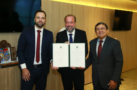 Cairo Duarte, novo gerente da ANM em Minas; Alexandre Silveira, Ministro de Minas e Energia, Mauro Henrique Moreira Sousa, diretor-geral da ANM