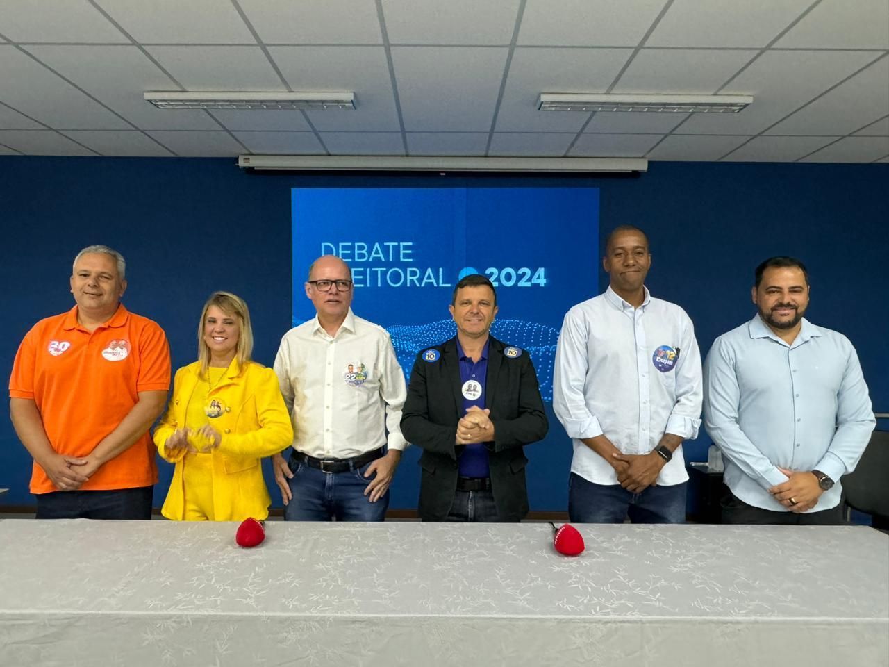 Debate em Timóteo tem saúde como tema principal, acusação de nepotismo e ataques entre candidatos