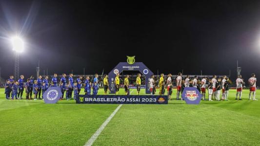 Foto da partida entre Cruzeiro e RB Bragantino, no primeiro turno do Brasileirão, no Nabi Abi Chedid