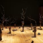 Exposição “Finca-Pé: Estórias da Terra”, de Antonio Obá, é opção gratuita no CCBB BH