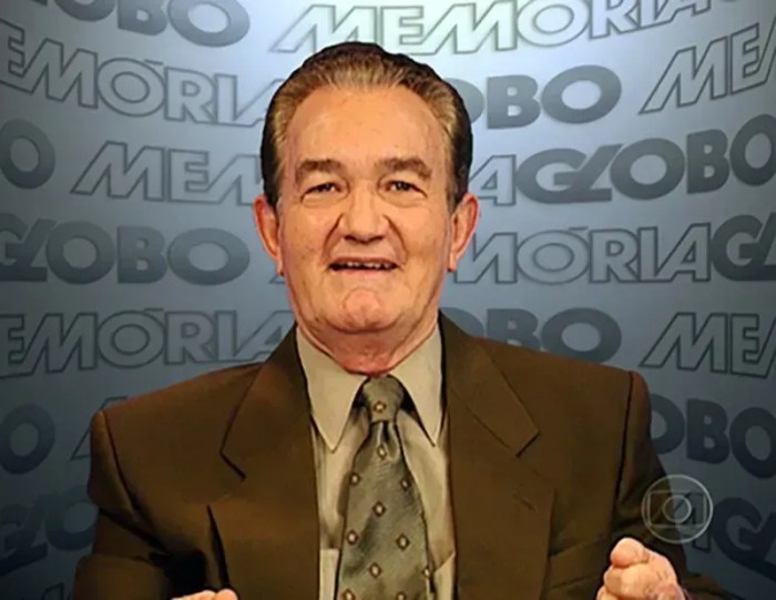 Léo Batista faleceu neste domingo (19). 