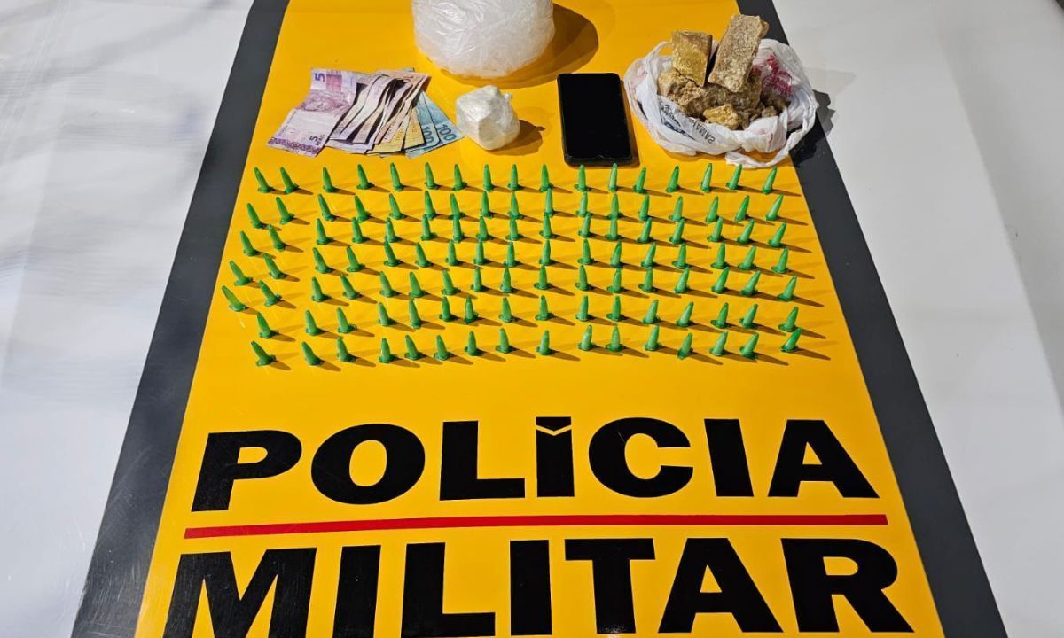 Motorista de aplicativo é preso com grande quantidade de drogas em Juiz de Fora