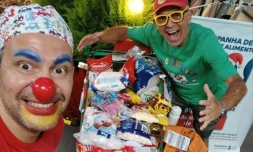 Médicos do Barulho arrecadam alimentos para familias em vulnerabilidade social