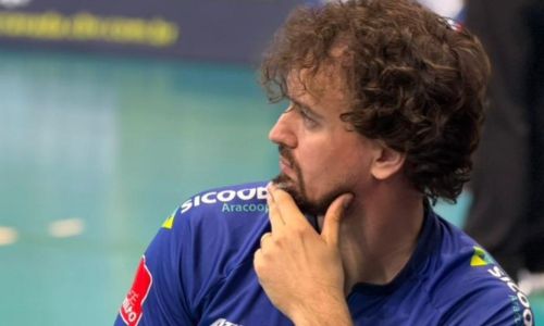 Victor Hillmann, técnico do Monte Carmelo