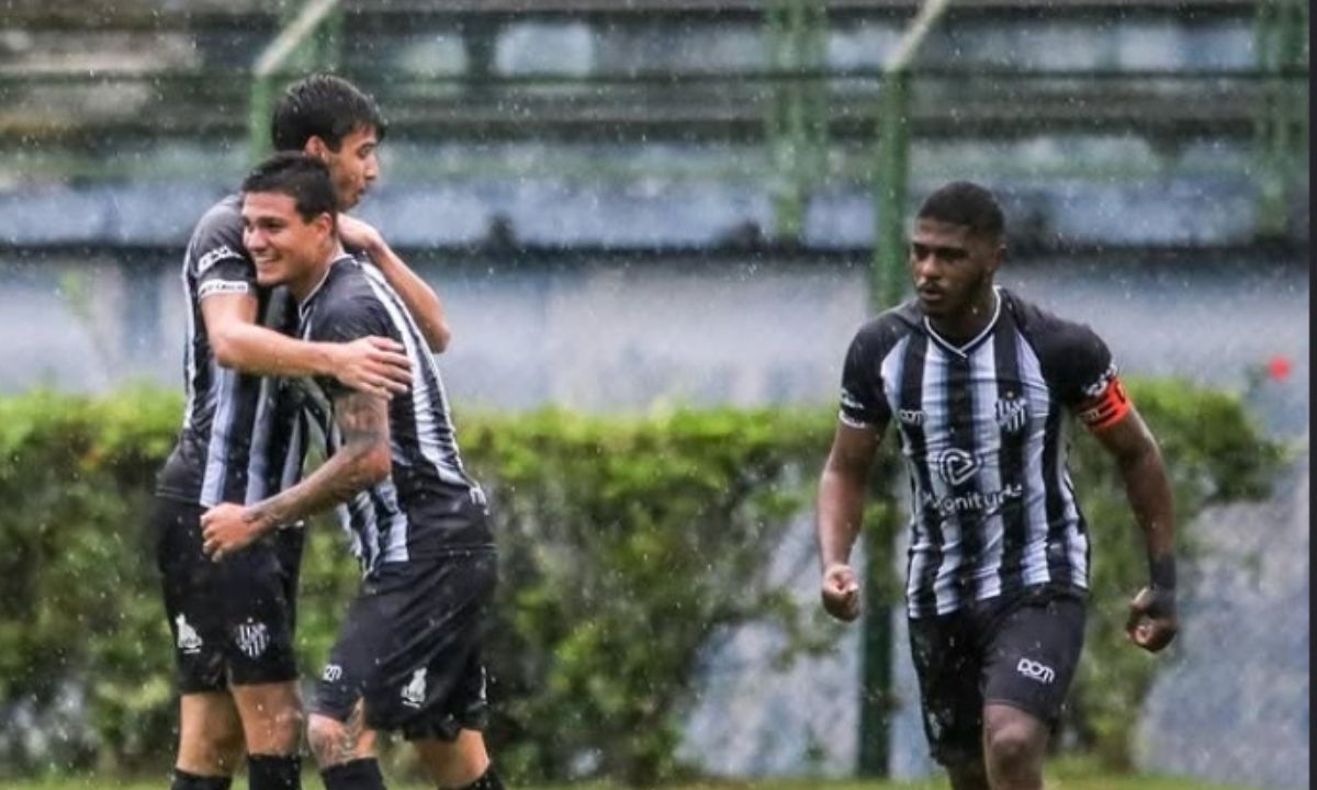 Vivo, mas depende: contra o Essube, Tupi vence a 1ª no Hexagonal Final