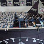 Polícia Militar apreende drogas e armas em operação em Além Paraíba (MG)