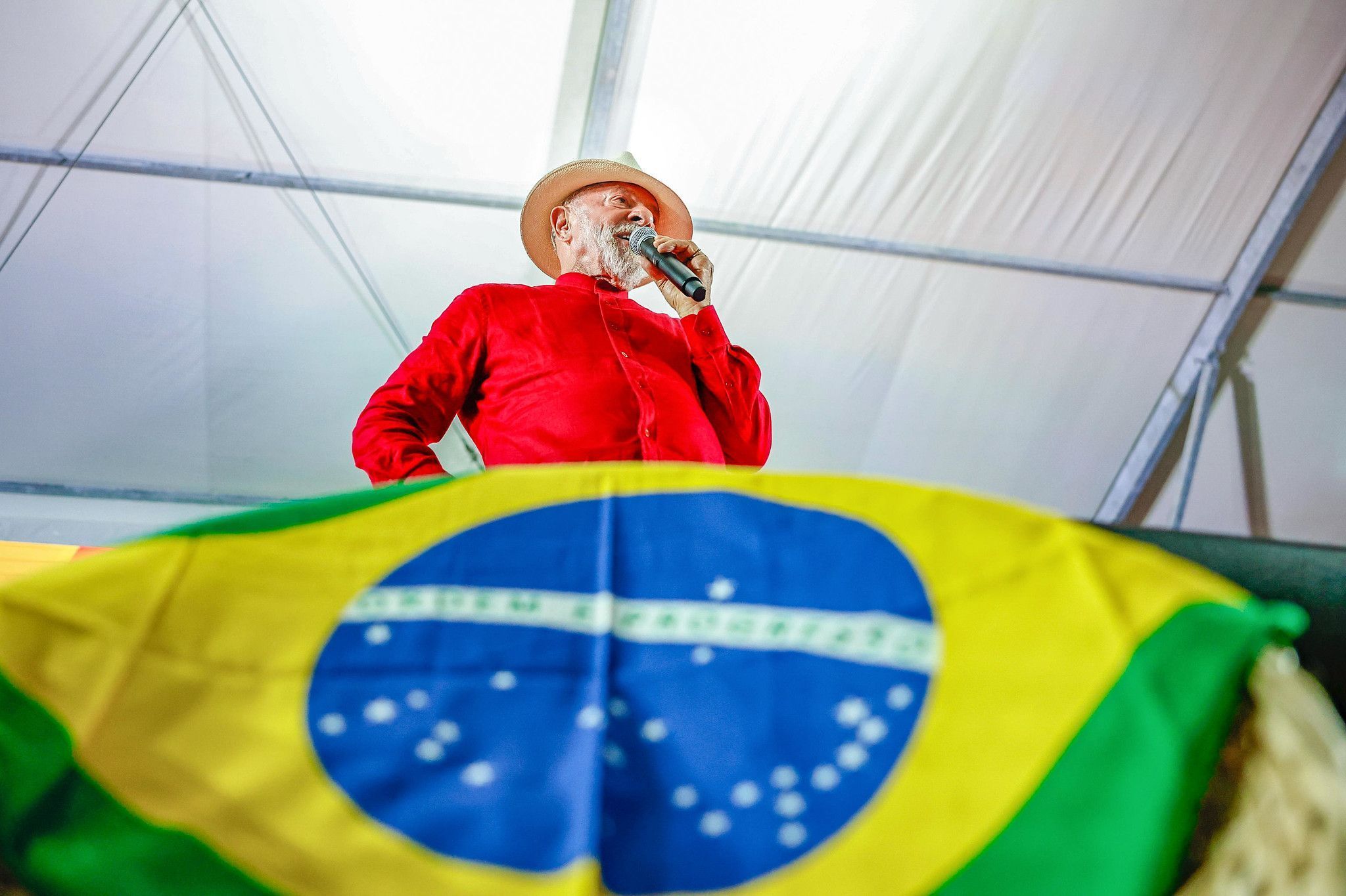 Em evento do MST, Lula volta a condenar operação dos EUA que capturou Maduro