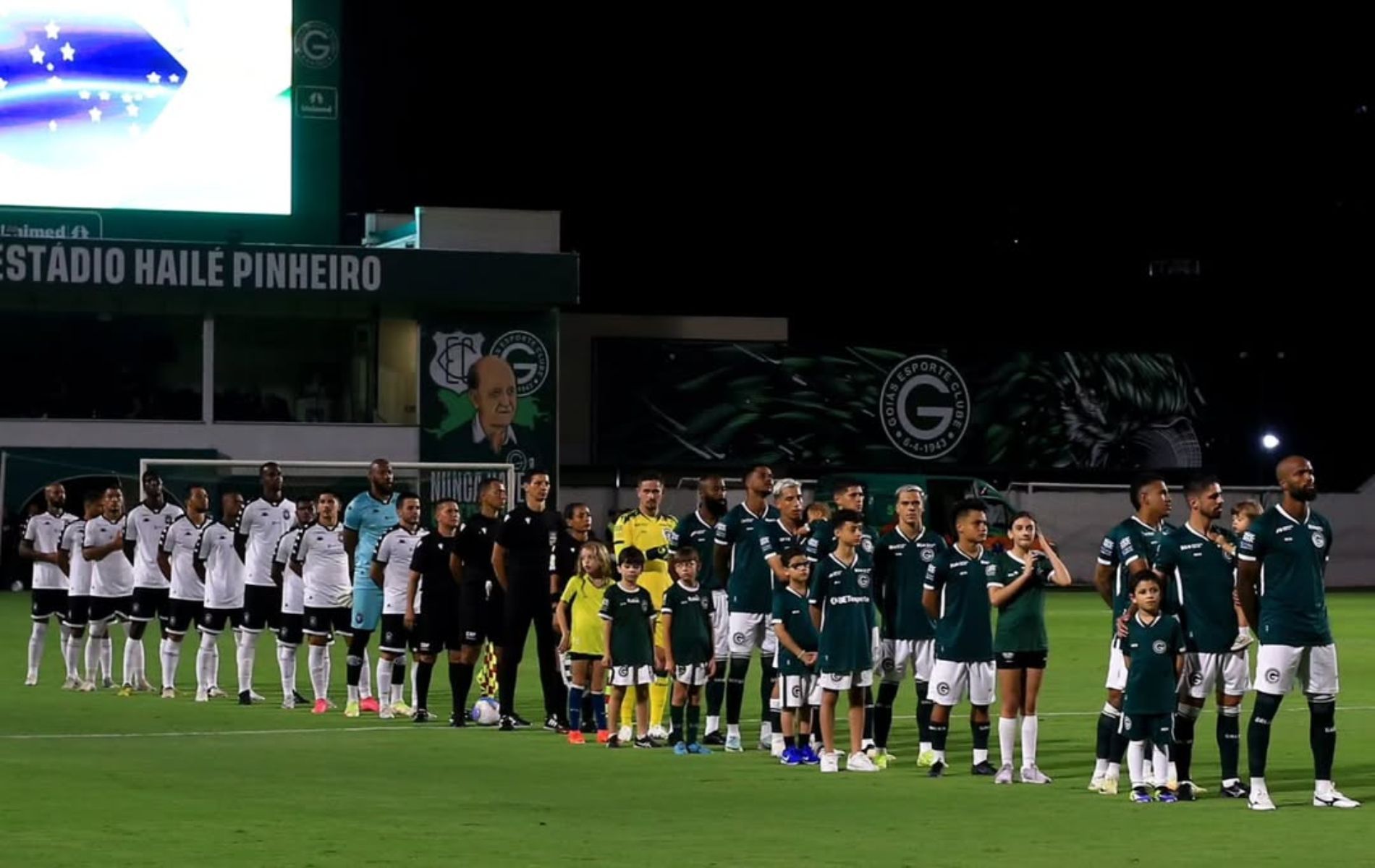 Goiás atropela Rio Branco no segundo tempo e vai às quartas da Copa Verde