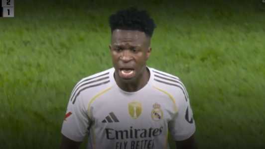 Vini Jr. se revolta ao ser substituído durante Real Madrid x Barcelona