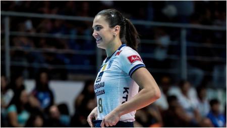 Julia Kudiess em jogo do Gerdau Minas