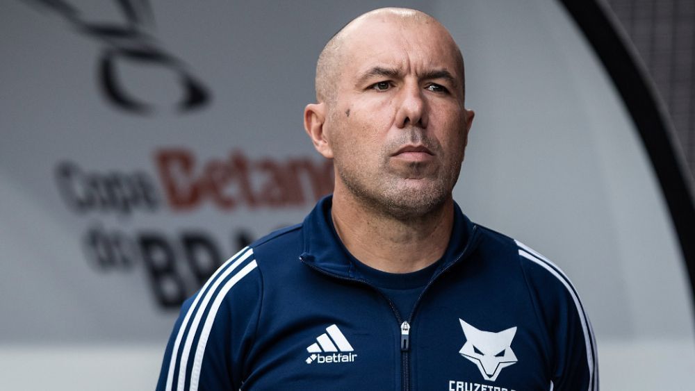 Empresário abre o jogo sobre propostas recebidas por Leonardo Jardim, ex-Cruzeiro