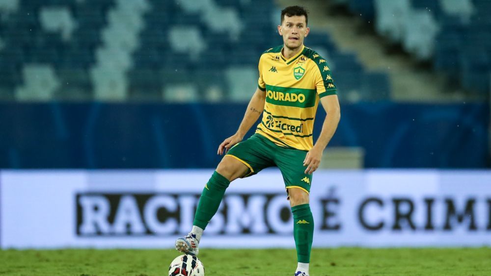 América acerta contratação de zagueiro ex-Palmeiras