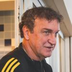 Ação solidária: cama doada por Cuca, técnico do Atlético, a PCD é entregue em Contagem