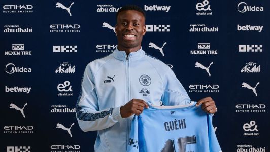 Guéhi foi anunciado como zagueiro do Manchester City