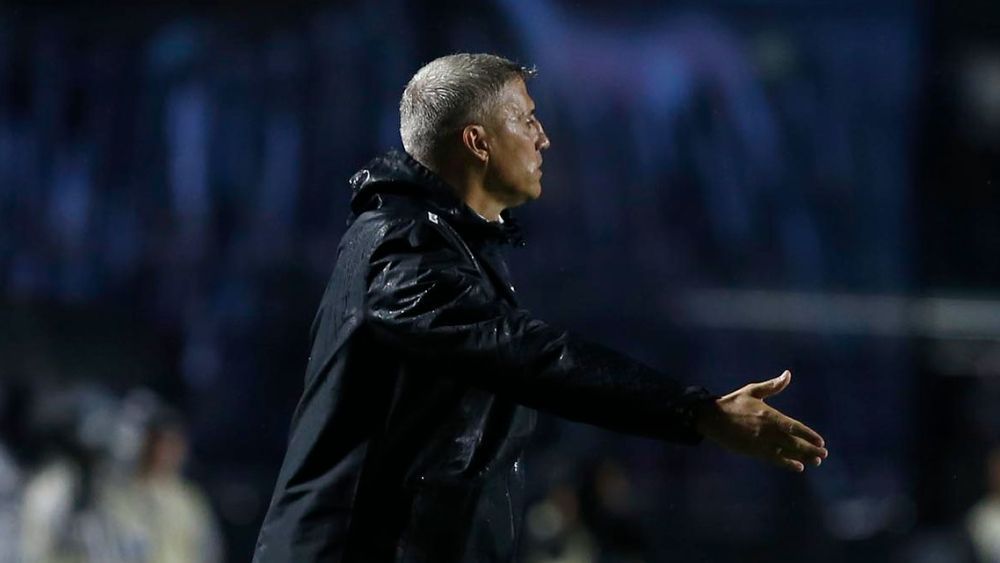 Crespo avalia desempenho do São Paulo diante do Primavera, pelo Paulista