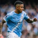 Guardiola abre o jogo sobre negociação para Savinho seguir no Manchester City