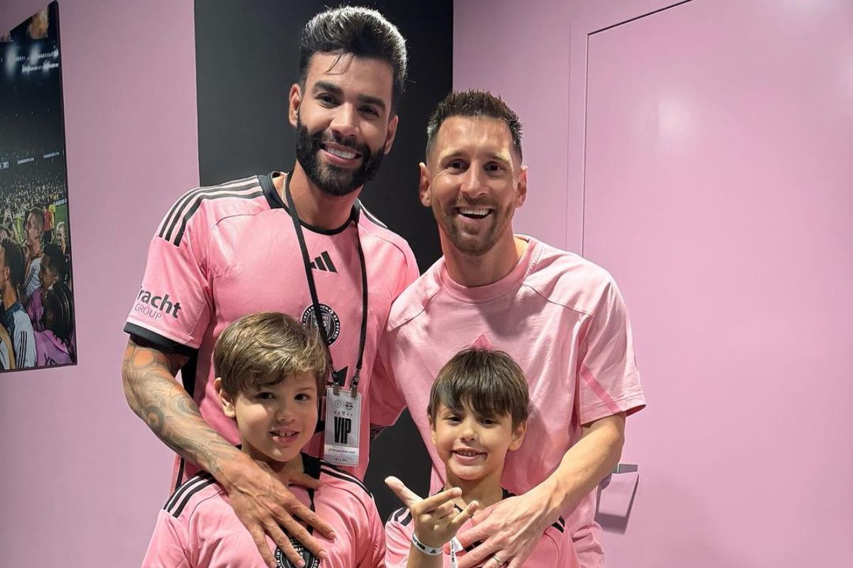 Cantor sertanejo tieta Lionel Messi em jogo do Inter Miami: ‘Ídolo demais’