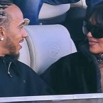 Lewis Hamilton e Kim Kardashian acompanham juntos o Super Bowl LX