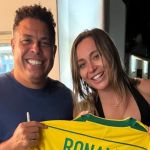 Fora do US Open por lesão, tenista espanhola disputa partida com Ronaldo Fenômeno