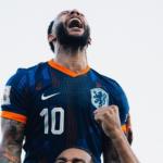 Memphis, do Corinthians, se torna maior artilheiro da história da Seleção Holandesa