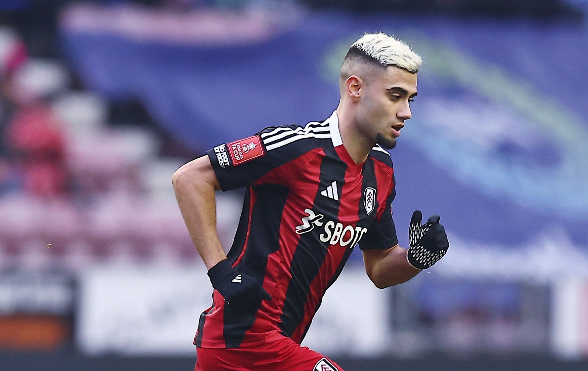 Andreas Pereira, do Fulham, toma decisão sobre oferta do Palmeiras