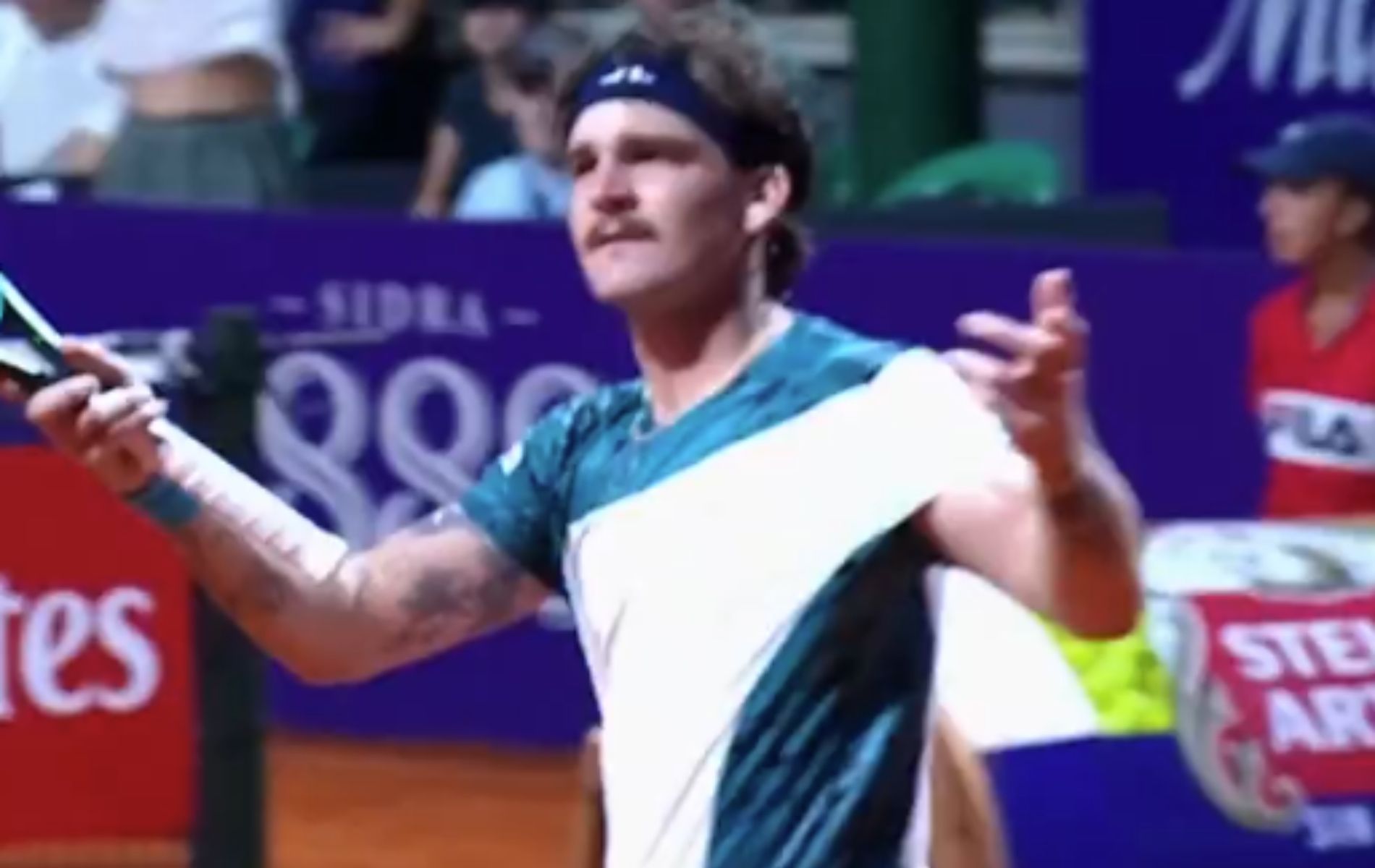Thiago Wild vira e desbanca atual campeão na estreia do ATP 250 de Buenos Aires