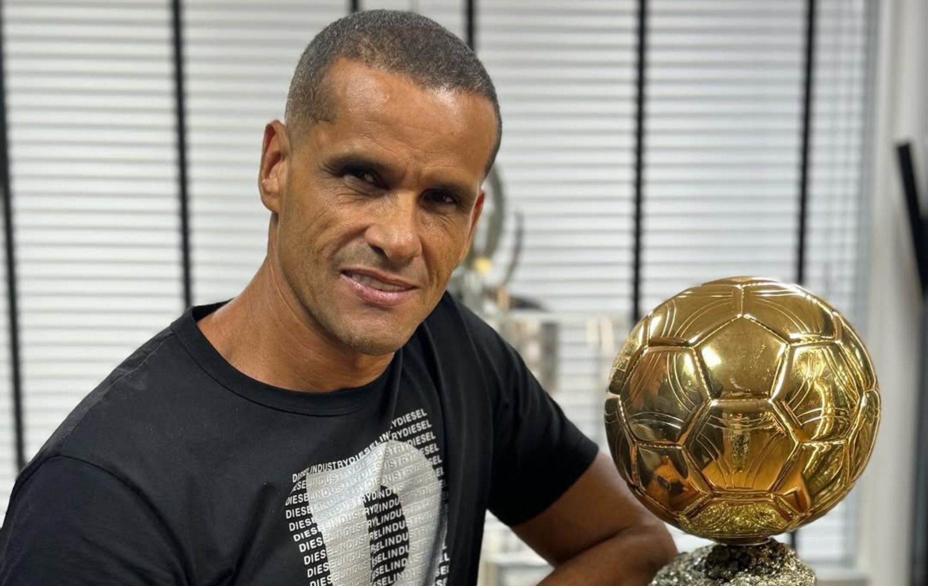 Ex-Cruzeiro, Rivaldo opina sobre clube ficar fora da final do Mineiro
