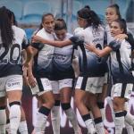 Corinthians goleia Grêmio e enfrentará Cruzeiro na semi da Supercopa Feminina