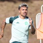 Ex-Cruzeiro é anunciado pela Chapecoense após destaque em estadual