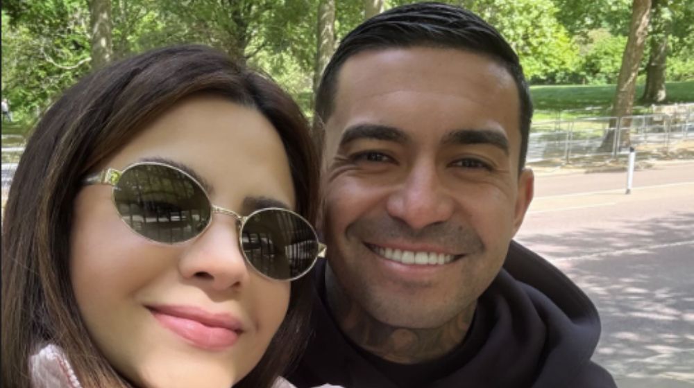 Novo reforço do Atlético, Dudu aproveita viagem à Europa com a esposa; veja vídeo