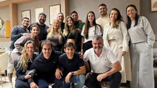Guilherme Arana, Gabriel Menino e Igor Gomes fazem recepção para Dudu