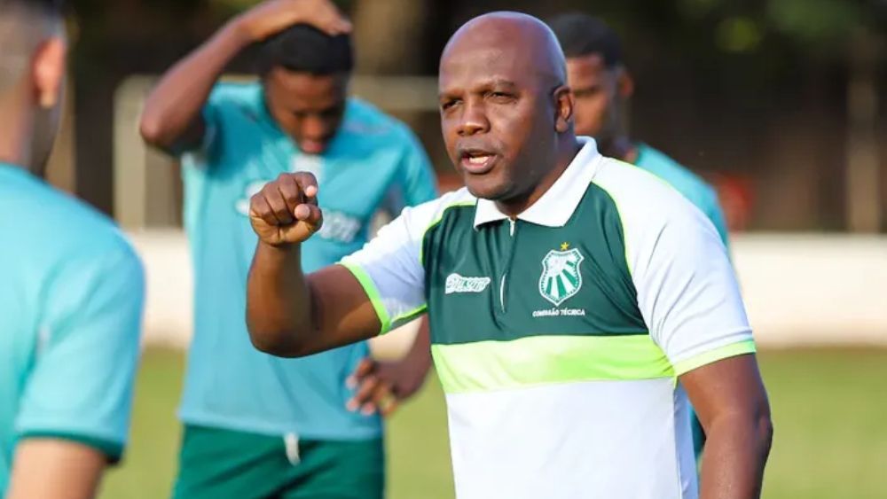 Caldense demite técnico Thiago Oliveira após derrota no Módulo II do Mineiro