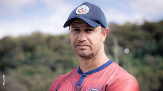 Felipe Conceição é anunciado como novo técnico do Itabirito